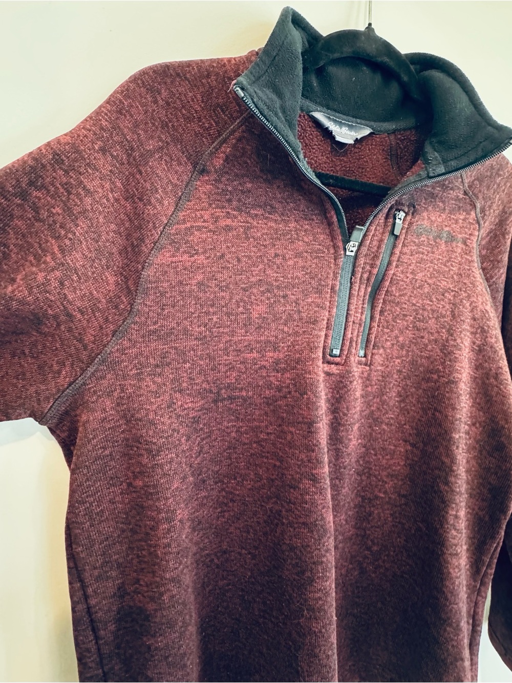 Eddie Bauer Men’s Medium Burgundy Quarter Zip Fleece Pullover - Picture 9 of 11